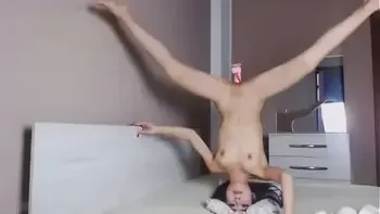 倒立插逼太刺激了吧