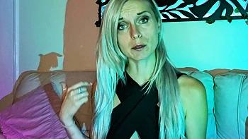 Chubby milf strip show her big boobs webcam