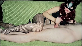 Sensual Handjob From Sexy Girl In Stockings