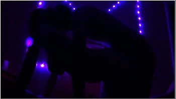 Young Guy Fucked Hot Milf And Cum In Pussy