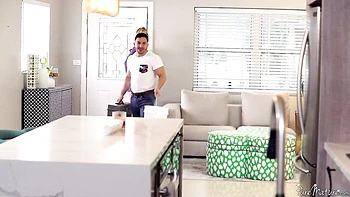 Blonde hottie with good ass Addie Andrews impaled by fat wiener