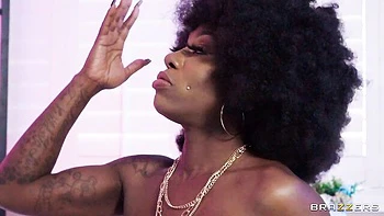 Curvy black goddess Ebony Mystique destroyed by dark penis