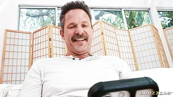 Tattooed baddie with big ass Nina Costa loves intensive anal pound