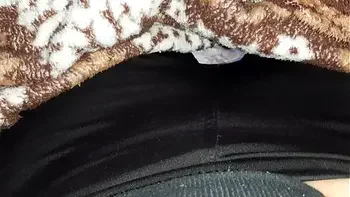 While the masseuse was giving me a massage on my feet, I masturbated and finished - Lesbian Illusion Girls