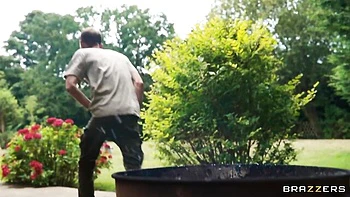 Delightful Yasmina Khan at straight hair movie