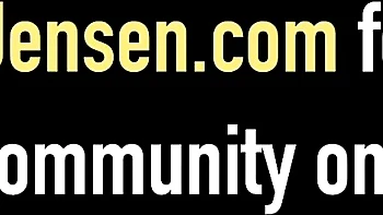 Jelena and Taylor's lingerie clip