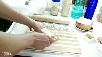 Watch hot Kevin White's scene