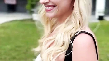 POV dirt with cover-girl Lindsey Lakes from Mr Lucky Life