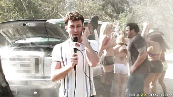 Bewitching Bridgette B and Isis Love - outdoor clip - Brazzers Exxtra