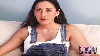 Pulchritudinous doxie at amateur casting dirt