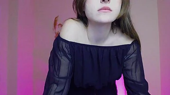 Chat com Raylovi: Fansly, Brunette  Solo Porn