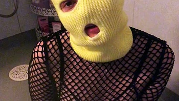 Brunette Solo Webcam Masturbation