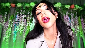 Sloansmoans ASMR - Sloane Sabbath - Ivy's lair