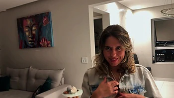 Scarlett Taylor gets fucked in doggystyle in homemade vid