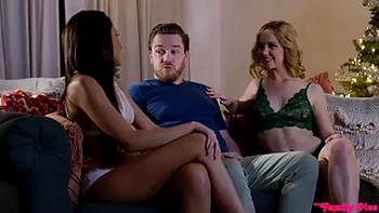 Com stepsis+wishing+for+a+creampie+as+her+christmas+gift 240p: Porn