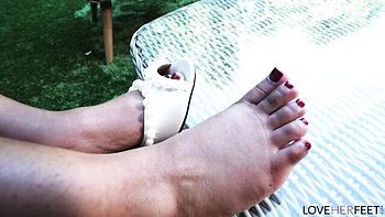 Watch tempting Lily Starfire's xxx