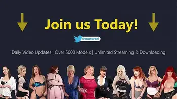 Curvy Mature Ladies Hooking Up & Enjoying Each Others Big Tits, Ass & Fat Pussies