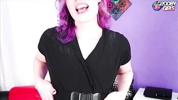 Violet and Xena's masturbation clip