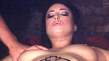 Foot fetish cumload with brunette