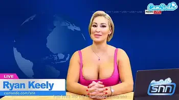 Camsoda - Big Tits MILF Ryan Keely Enjoys Sybian While Reading The News