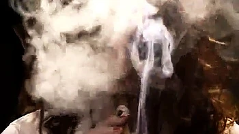 Petite amateur babe handling big cock in a webcam show