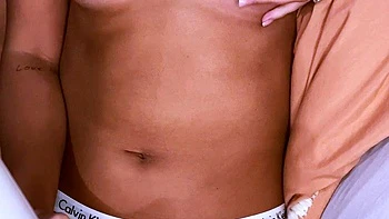 Close up MiLF getting it in the ass