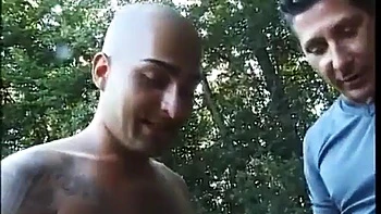 Big-ass Amateur Fucked Publicly: Blowjob & Doggy