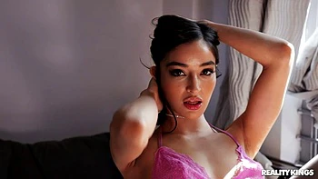 A goddess on her own terms