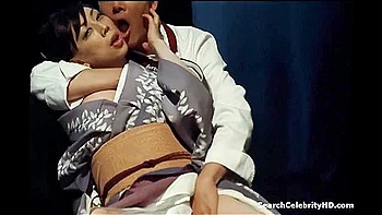 Celebrities Minako Komukai & Kei Mizutani Kissing