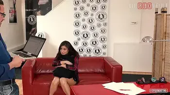 VIP SEX VAULT - Flexible Teen Brunette Nikki Waine Surprise Even The Porn Agent With Her Skills