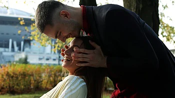 Brunette Pussy Temptations - Lana Roy