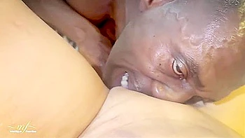 3colombian Milf Fucks An American Bbc ( ) On The -segmento 1