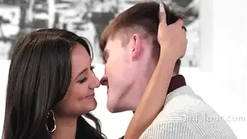 Latina squirts on boyfriends face