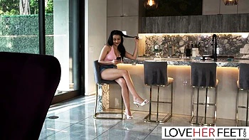 Roxie's foot porn smut