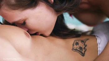 Elizabeth's Curvy Blowjob & Cowgirl Fuck