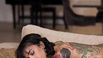 Casey Calvert, Ravyn Alexa - House Flip Her