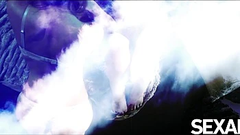 Elle Alexandra and Jessie Andrews Finger Fuck and Lick Pussy