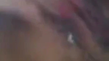 Indiana gostosa com buceta peluda e peituda