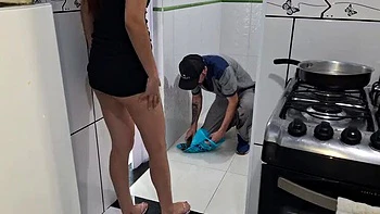Skinny Redhead Latina Gets Fucked Hard By Plumber - Amateur Blowjob & Cumshot