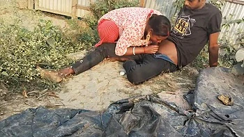 Desi Housewife Anal Sex Outdoor - Big Ass Indian Bhabhi Hardcore