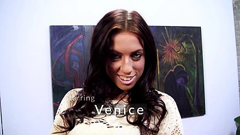 Brünette bekommt Arsch geleckt, Blas- und Handjob in 4K