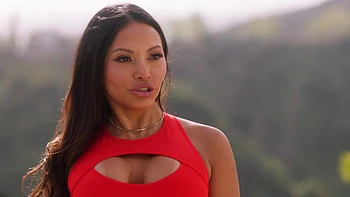 Бренди Салазар сосёт и жестко трахает её парень