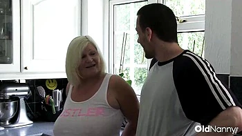 Busty British Milf Sucks & Fucks Pussy Hardcore