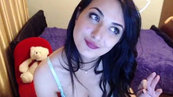 Brunette flashes body: Amateur, Onlyfans  Cam Porn