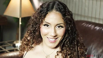 Liv and Mickey Worship and Fuck Feet