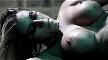 Loira de bunda grande fodida forte no cu