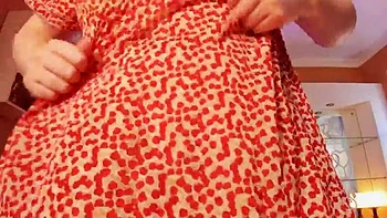 Masturbation solo seins énormes en lingerie avec vibro