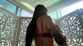 Нова Флейм трахается с Дреддом с большим членом