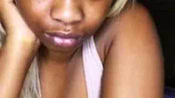 Ebony amateure milf avec grosse chatte