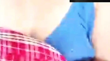 Сексуальная зрелая филиппинка с большой грудью